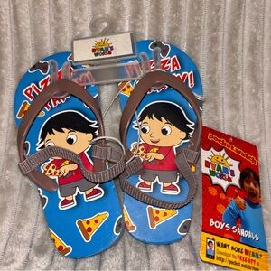 Ryan’s World Boys Flip Flops Size 9/10 NWT